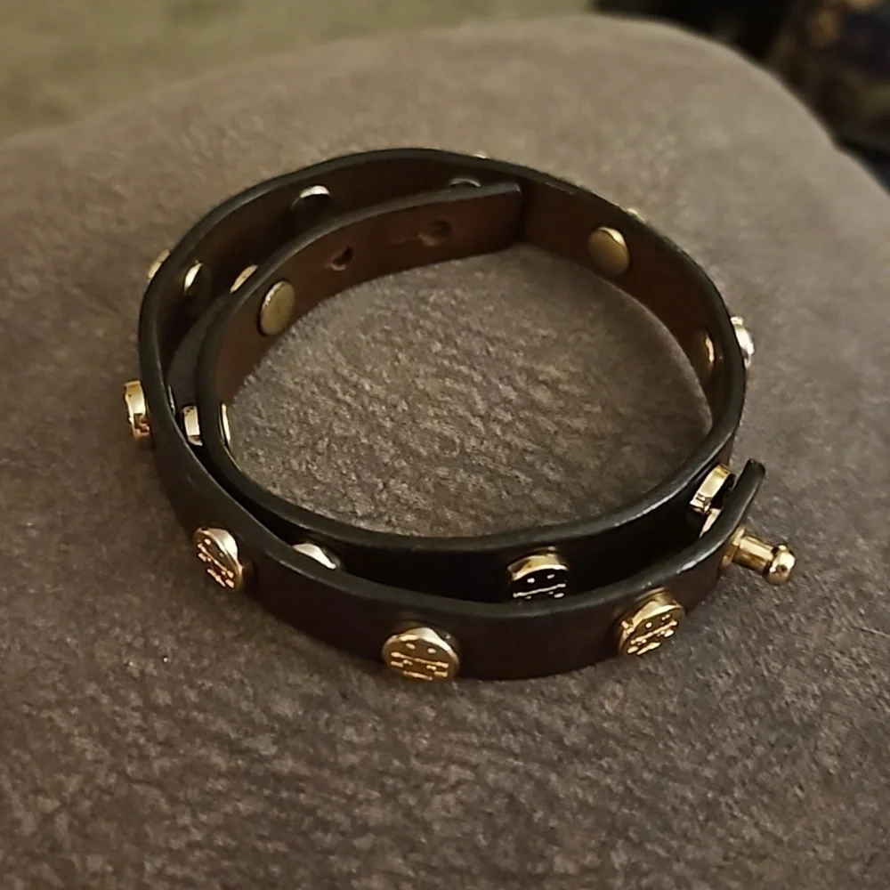 TORY BURCH Dark Brown Leather Logo Stud Wrap Bracelet